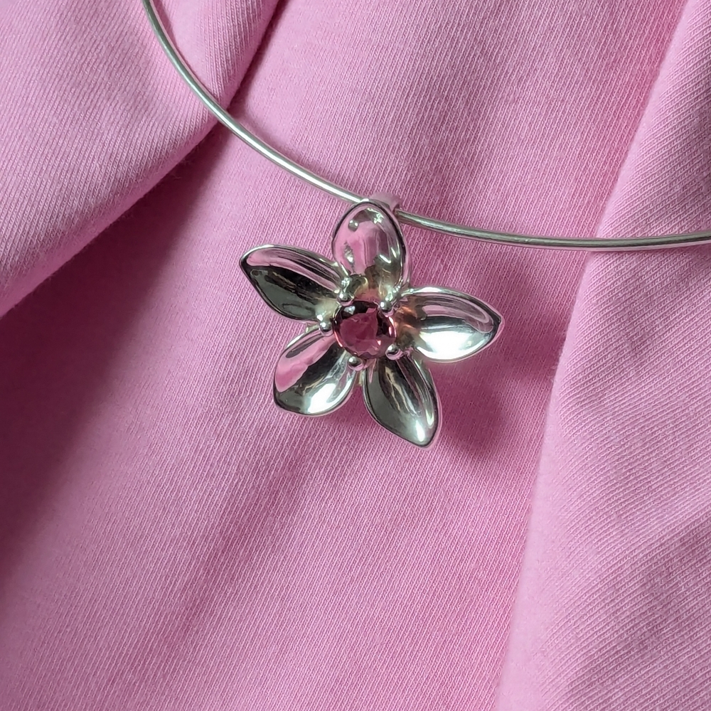 TIFFANY & CO Sterling Silver Pink Tourmaline Flower Pendant Choker Necklace 2003 - Picture 6 of 15